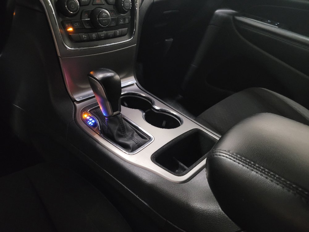 Used 2021 Jeep Grand Cherokee Laredo AWD/4WD image 26