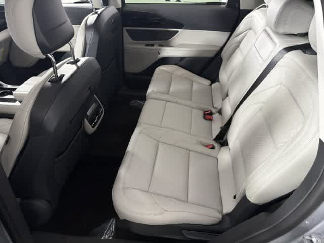 New 2026 Lincoln Nautilus Premier AWD/4WD image 16