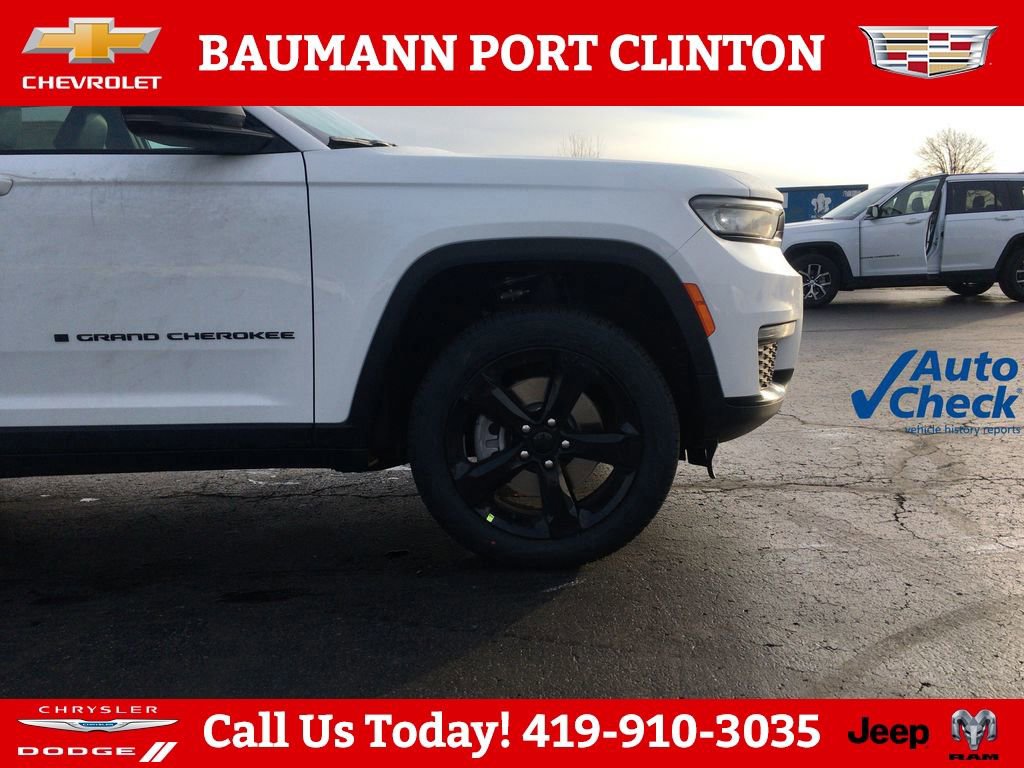 New 2025 Jeep Grand Cherokee L Limited w/ Black Appearance Package image 2