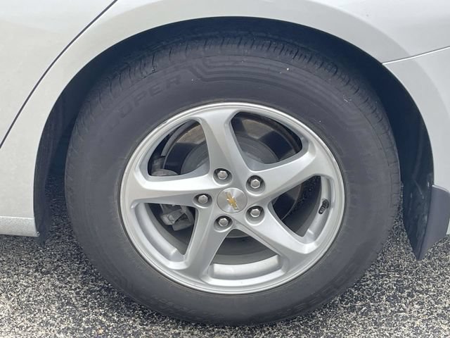 Used 2018 Chevrolet Malibu LS FWD image 12