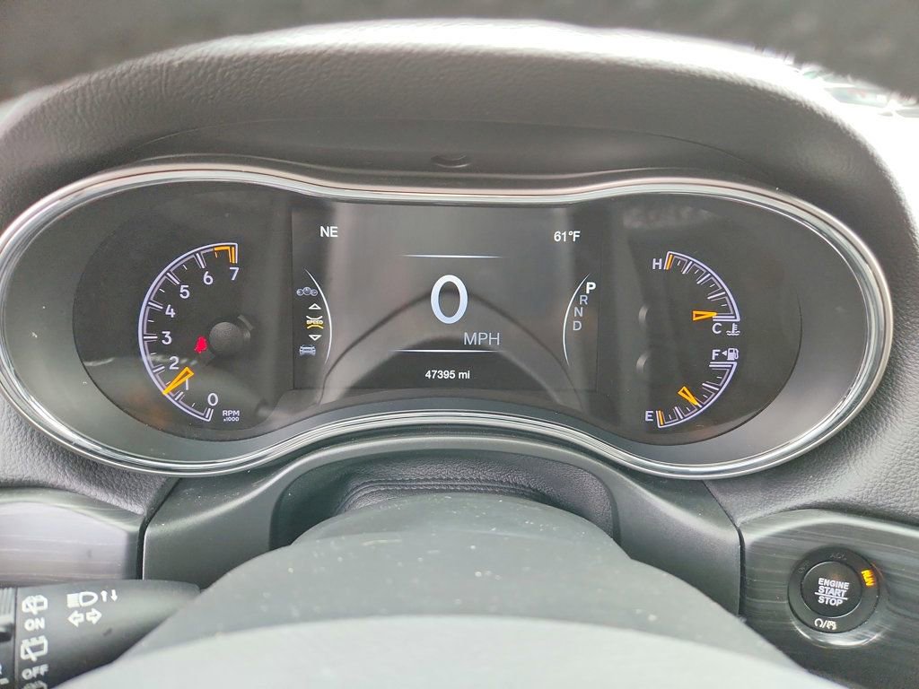 Used 2020 Jeep Grand Cherokee Altitude image 15