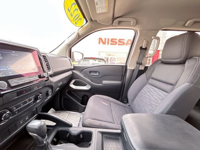 Used 2022 Nissan Frontier SV image 43