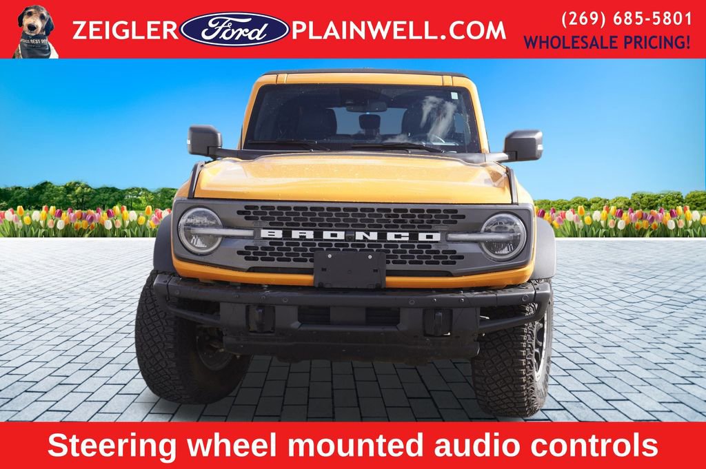 Used 2022 Ford Bronco Badlands image 8