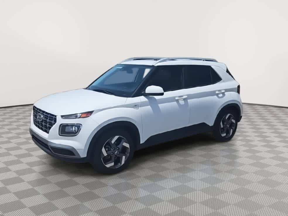 Used 2022 Hyundai Venue SEL FWD image 4