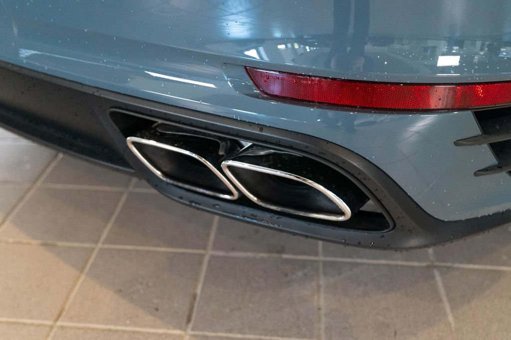Certified 2018 Porsche 911 Turbo image 16