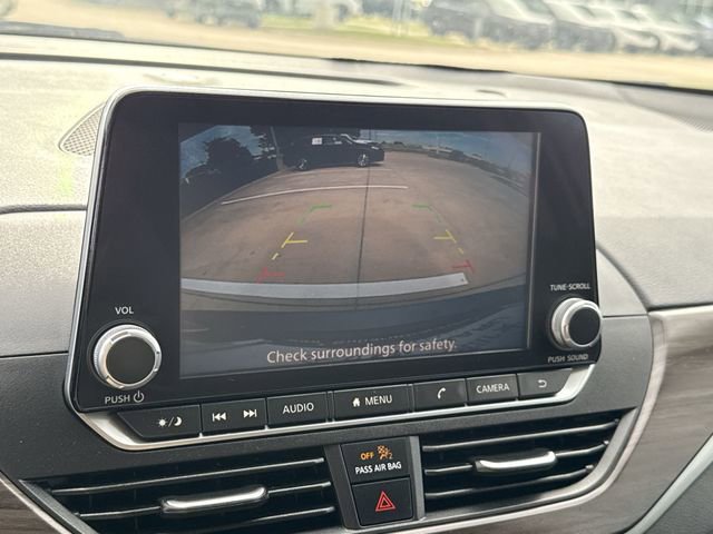 Used 2024 Nissan Altima 2.5 SV image 24