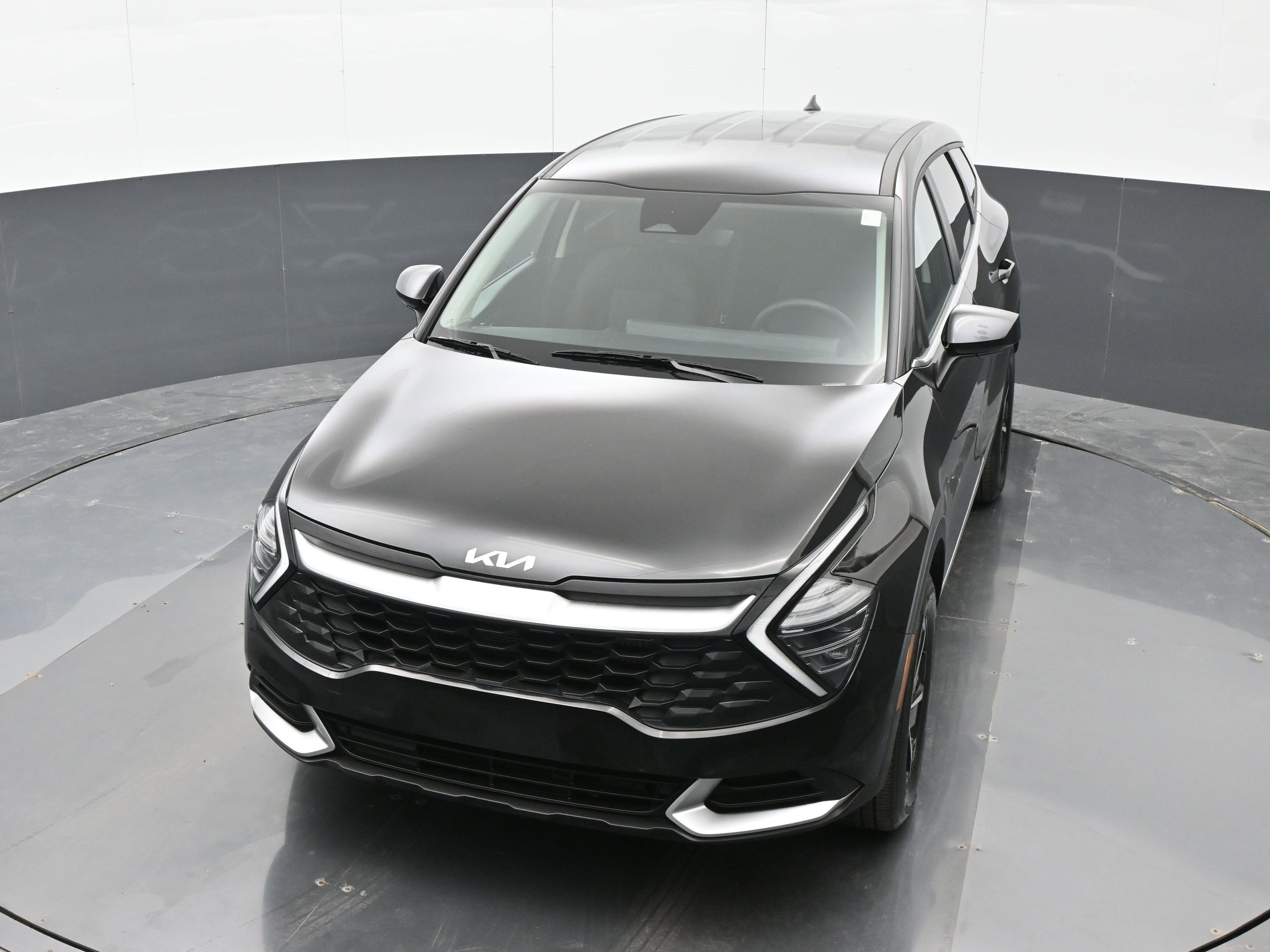 Used 2025 Kia Sportage LX image 24