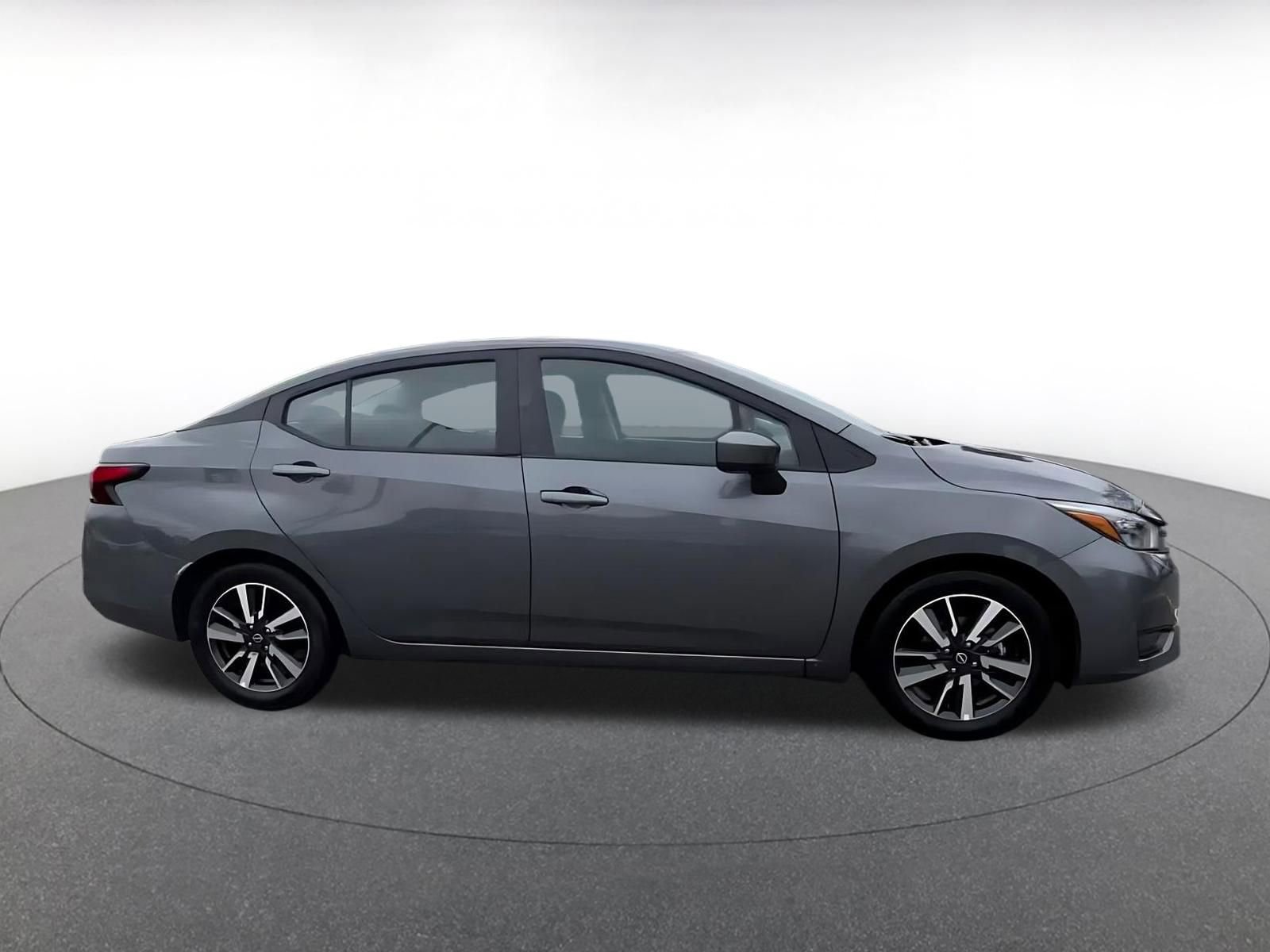 Used 2025 Nissan Versa SV FWD image 16