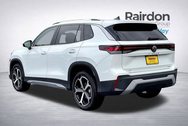 New 2025 Volkswagen Tiguan SE AWD/4WD image 3