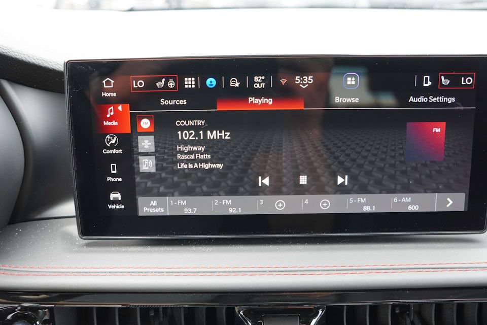 New 2025 Dodge Hornet GT w/ Cold Weather Group AWD/4WD image 13