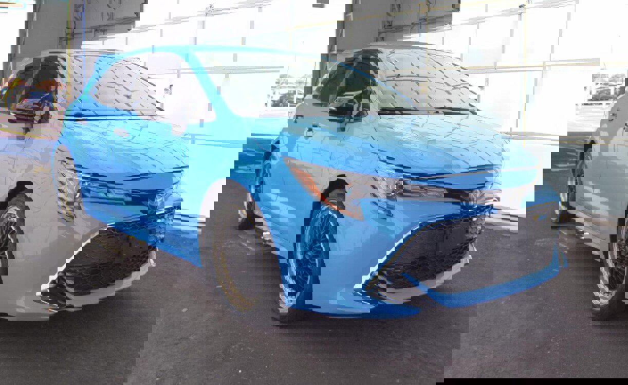 Used 2019 Toyota Corolla XSE image 7