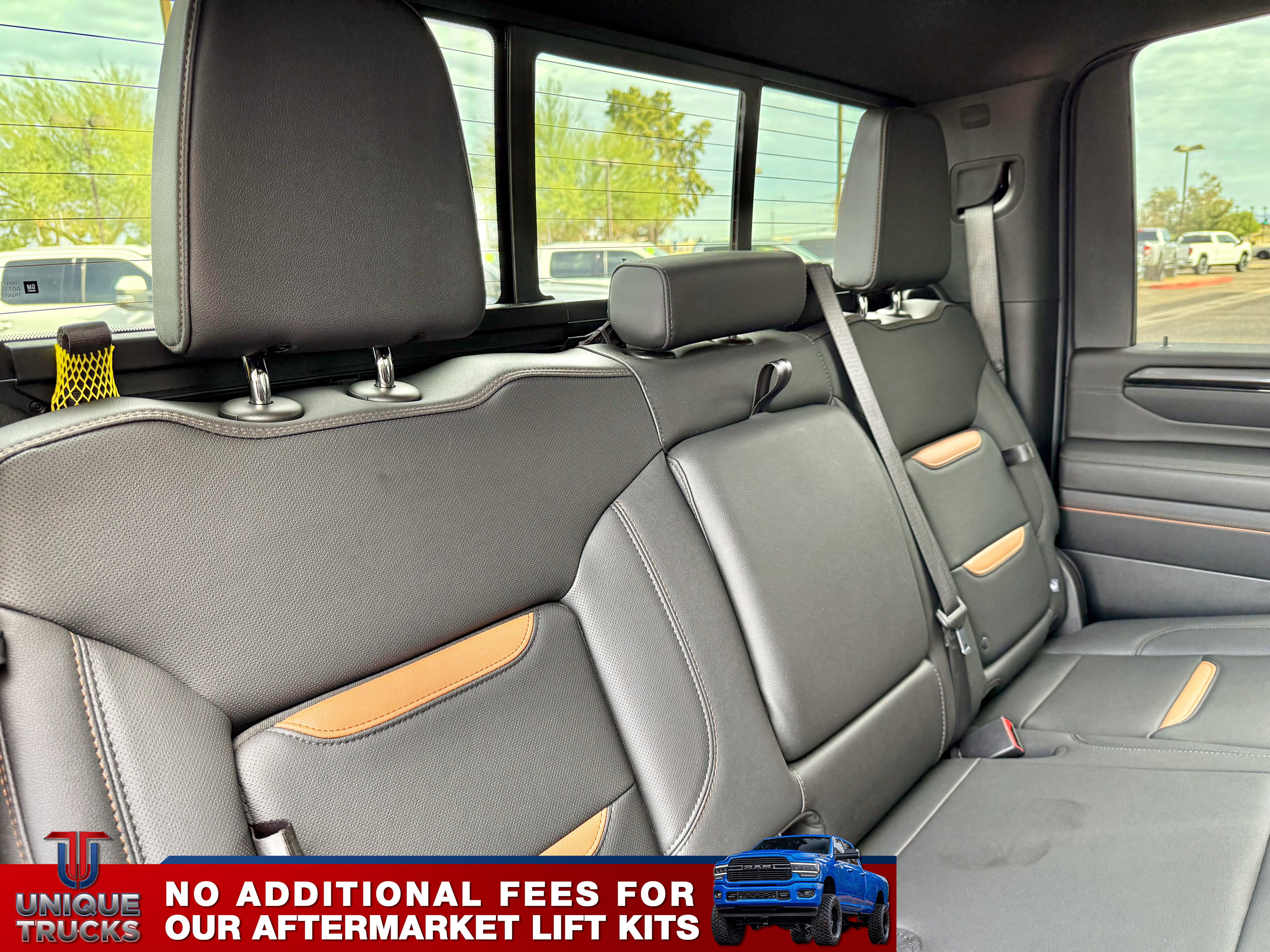 Used 2025 GMC Sierra 3500 AT4 w/ AT4 Premium Plus Package image 28