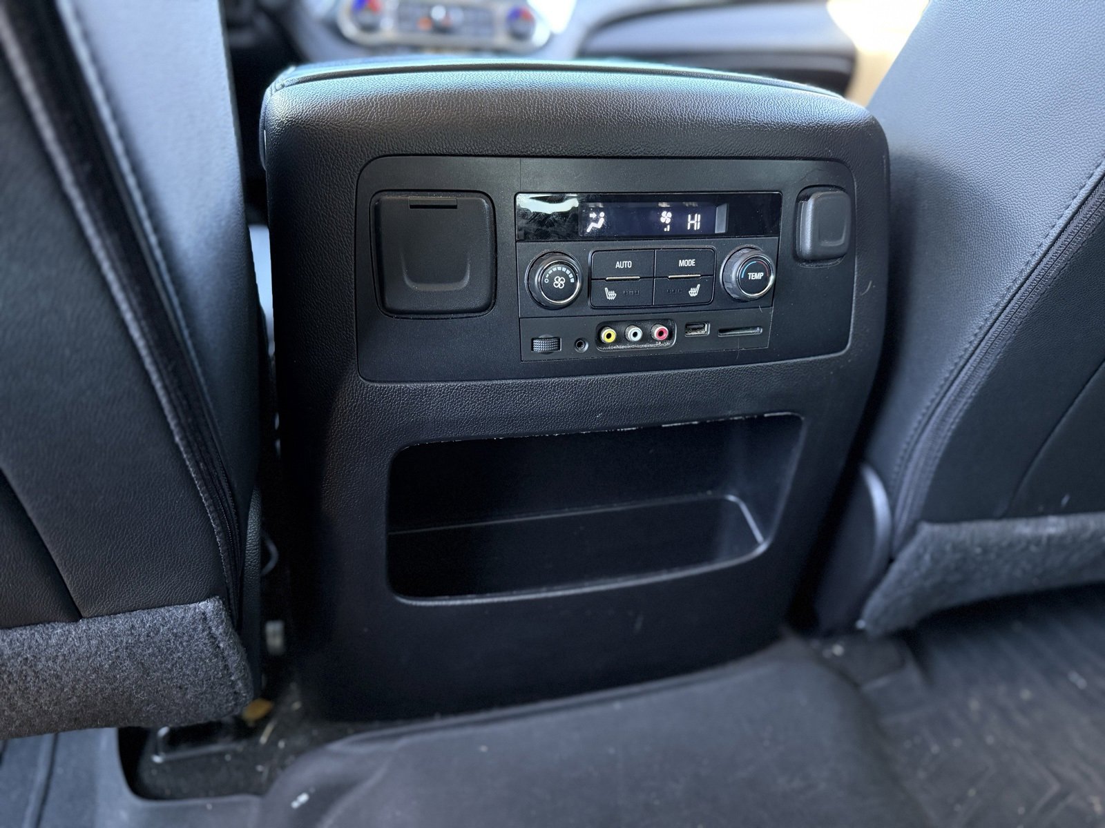 Used 2016 Chevrolet Tahoe LT image 27