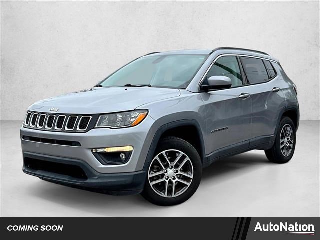 Used 2017 Jeep Compass Latitude w/ Popular Equipment Group image 1