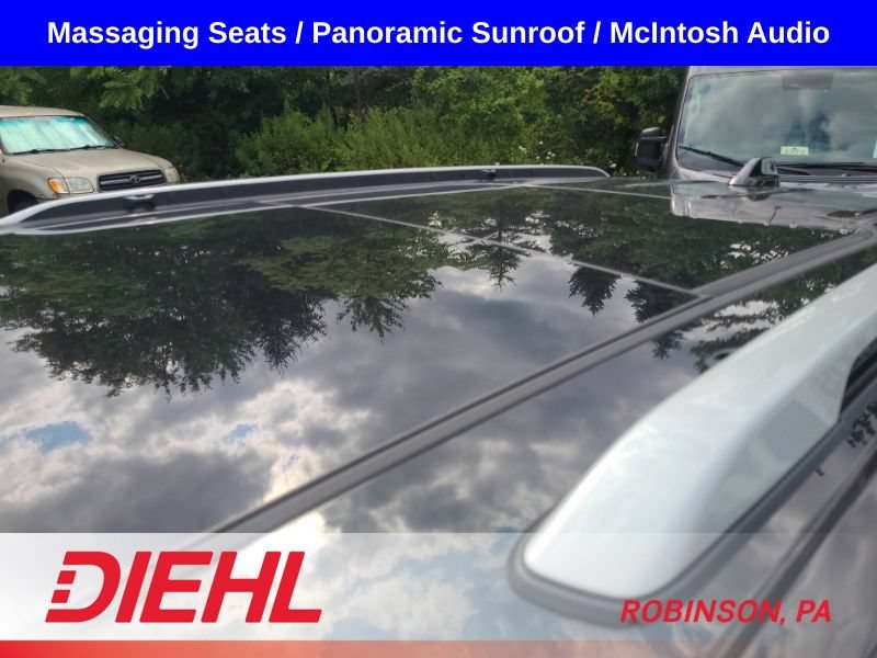 Used 2023 Jeep Grand Cherokee Summit w/ Luxury Tech Group V AWD/4WD image 11
