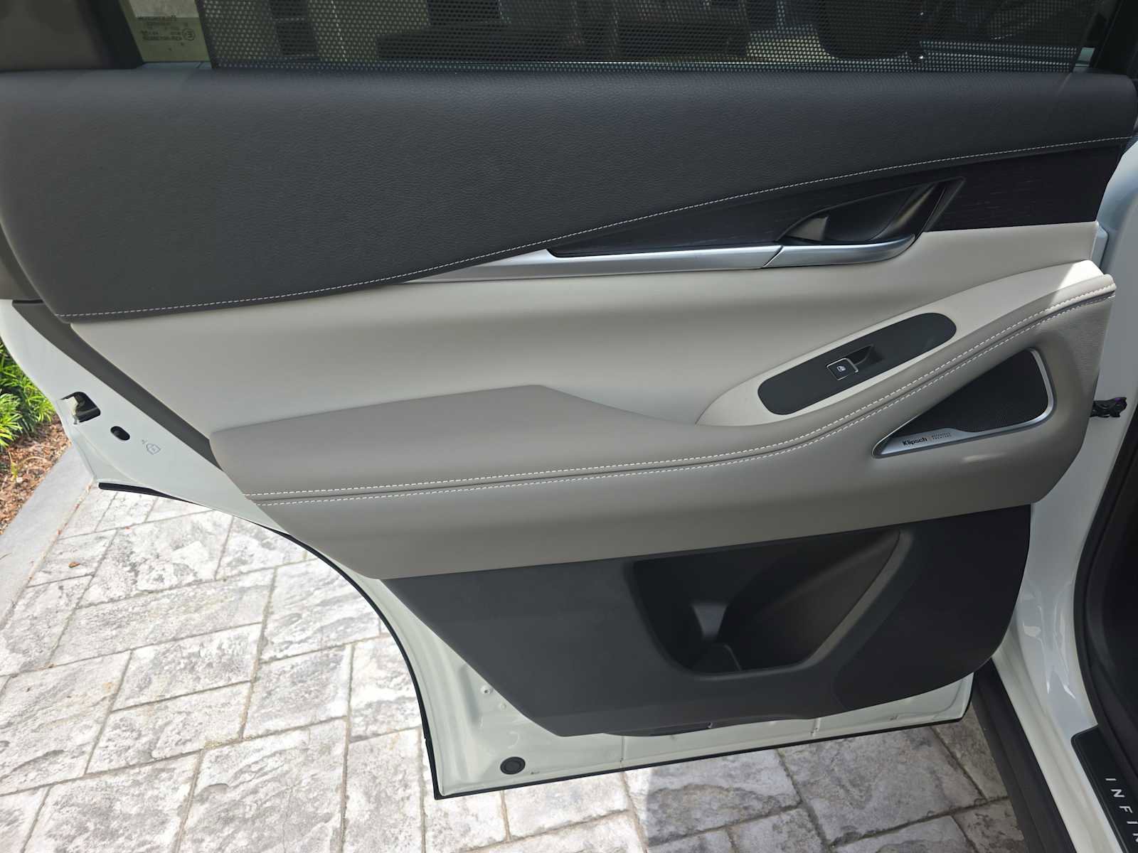 New 2026 INFINITI QX60 Autograph w/ Autograph Tech Package image 15