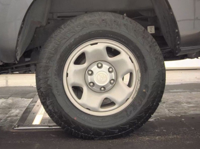 Used 2017 Toyota Tacoma SR w/ SR Convenience Package image 12