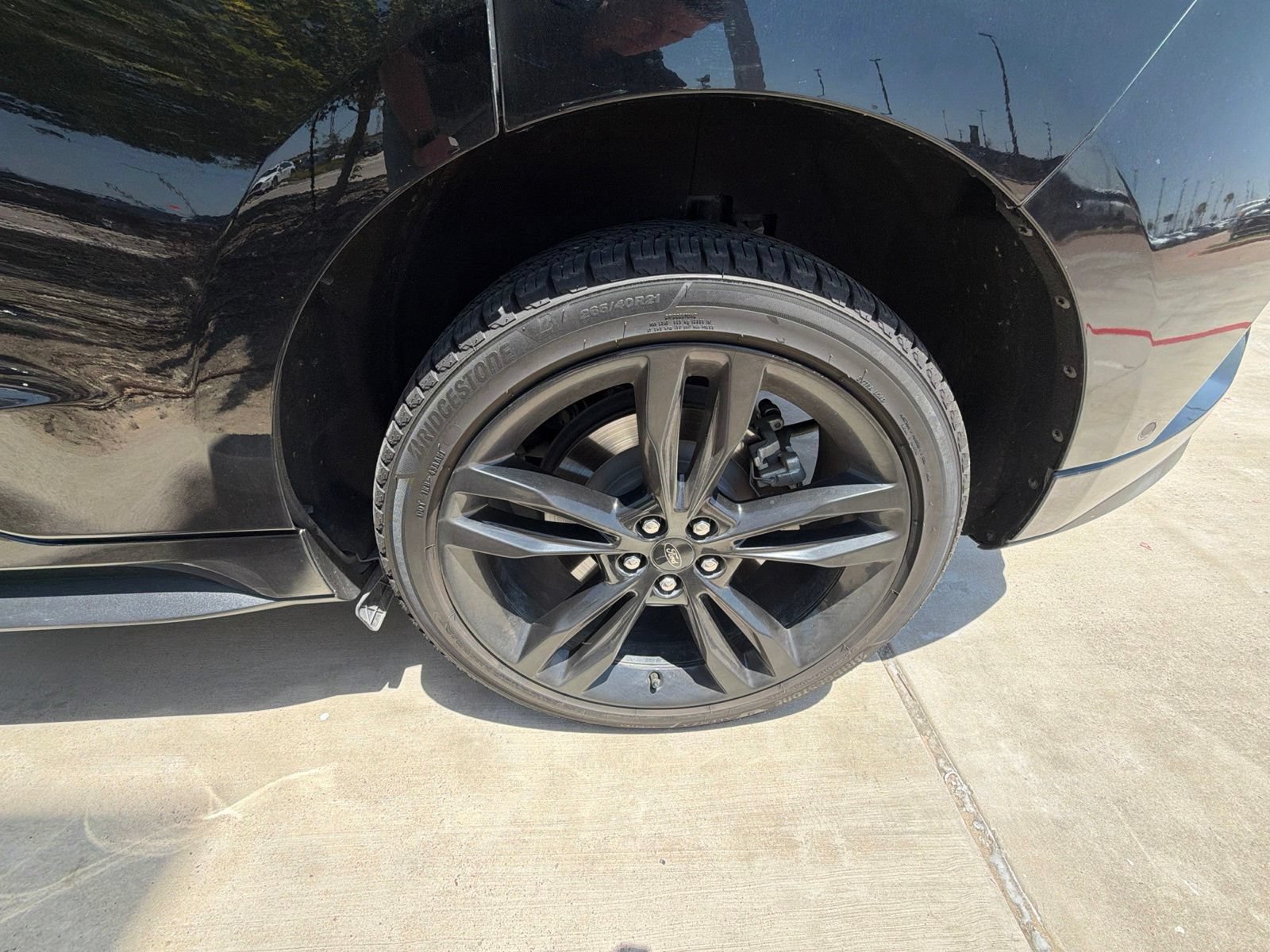 Used 2019 Ford Edge ST w/ Equipment Group 401A AWD/4WD image 8
