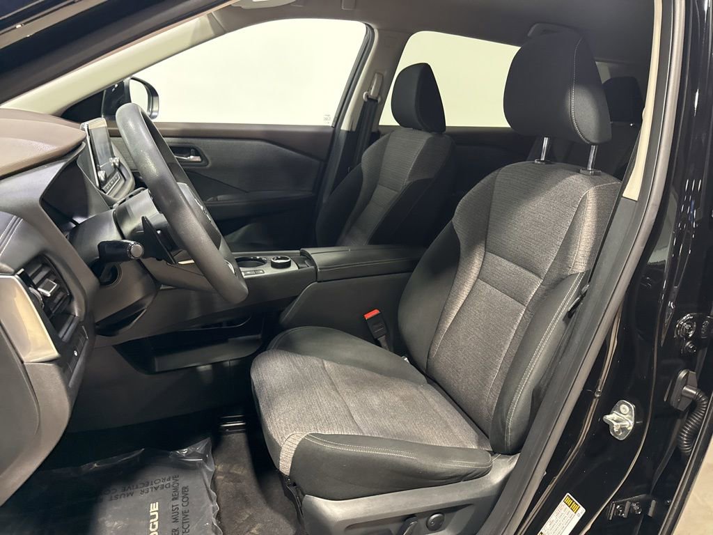 Used 2021 Nissan Rogue SV AWD/4WD image 27