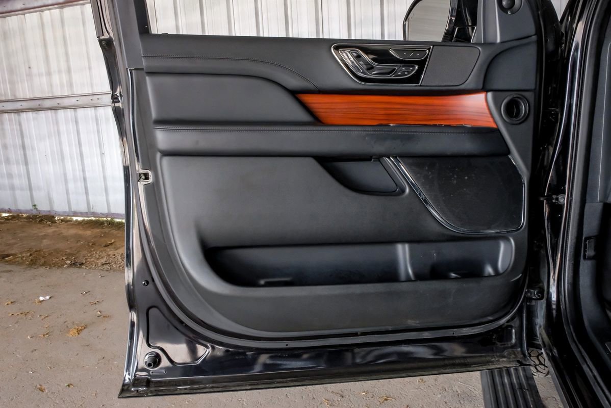 Used 2024 Lincoln Navigator Reserve AWD/4WD image 42