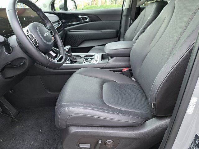 Used 2026 Kia Carnival SX Prestige image 27