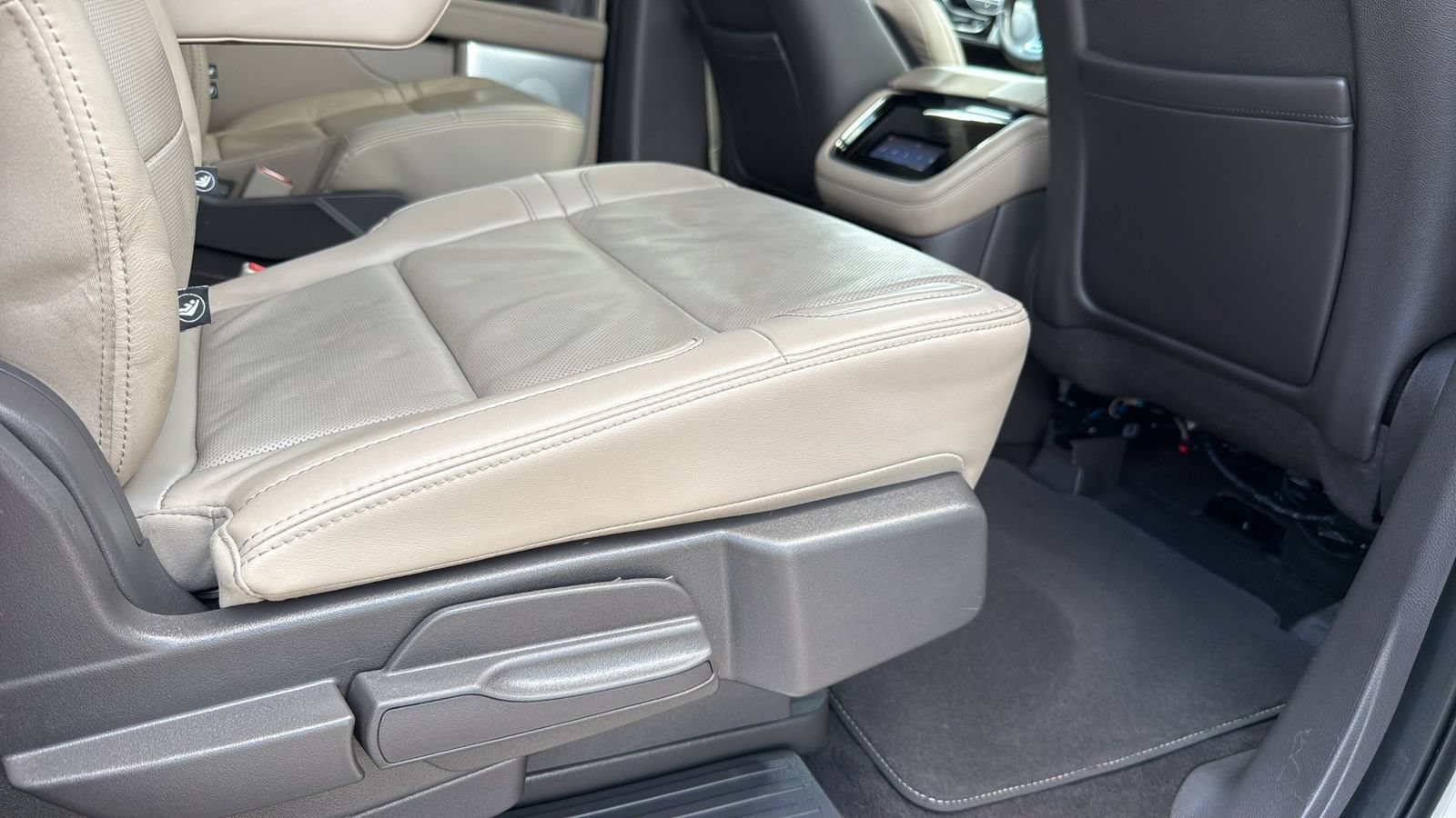 Used 2022 Lincoln Navigator L Reserve AWD/4WD image 26