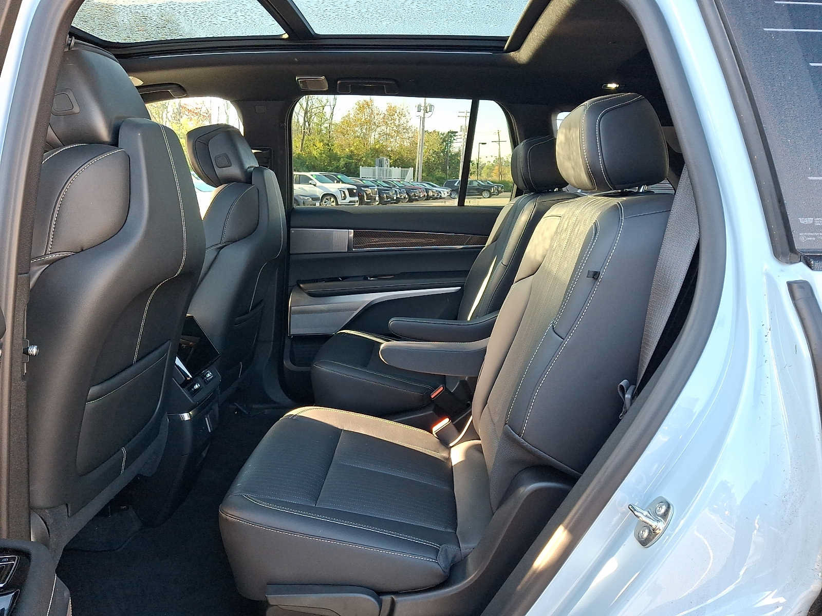 Used 2026 Cadillac Vistiq Sport AWD/4WD image 12