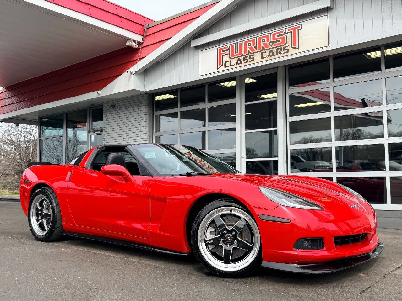 Used 2006 Chevrolet Corvette Coupe w/ Performance Package image 8