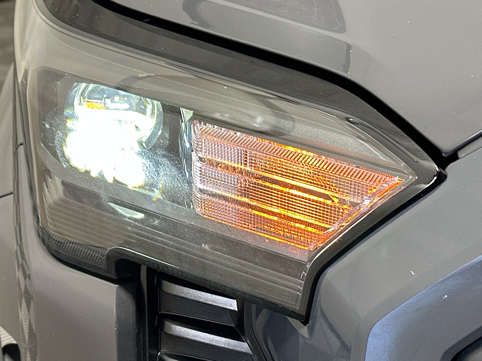 Used 2024 Toyota Tacoma SR5 RWD image 9