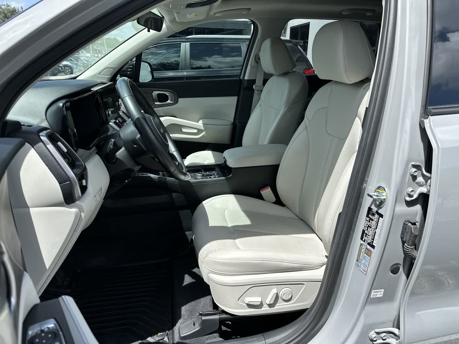 Used 2022 Kia Sorento X-Line EX AWD/4WD image 3