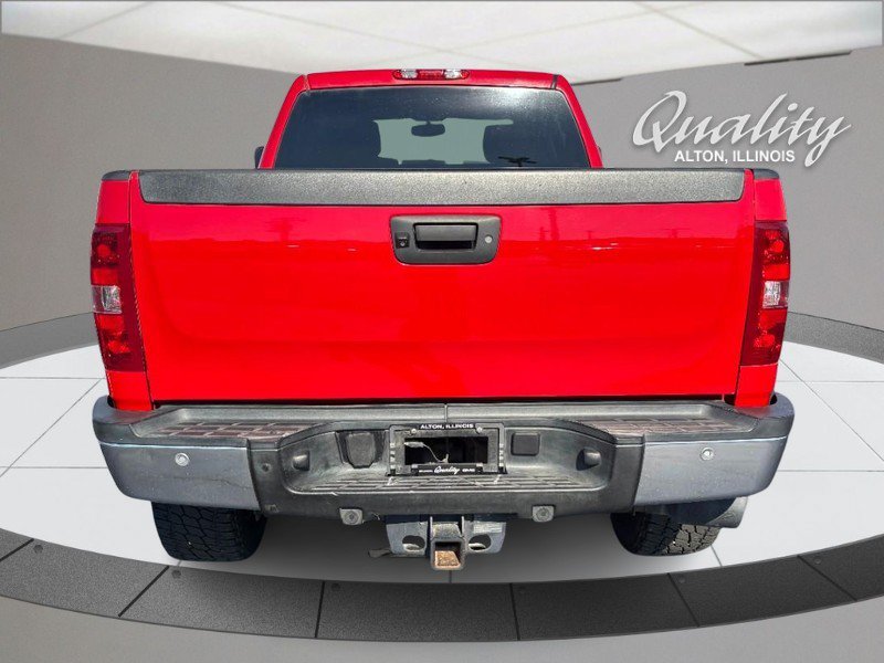 Used 2011 Chevrolet Silverado 2500 LT w/ Interior Plus Package AWD/4WD image 5