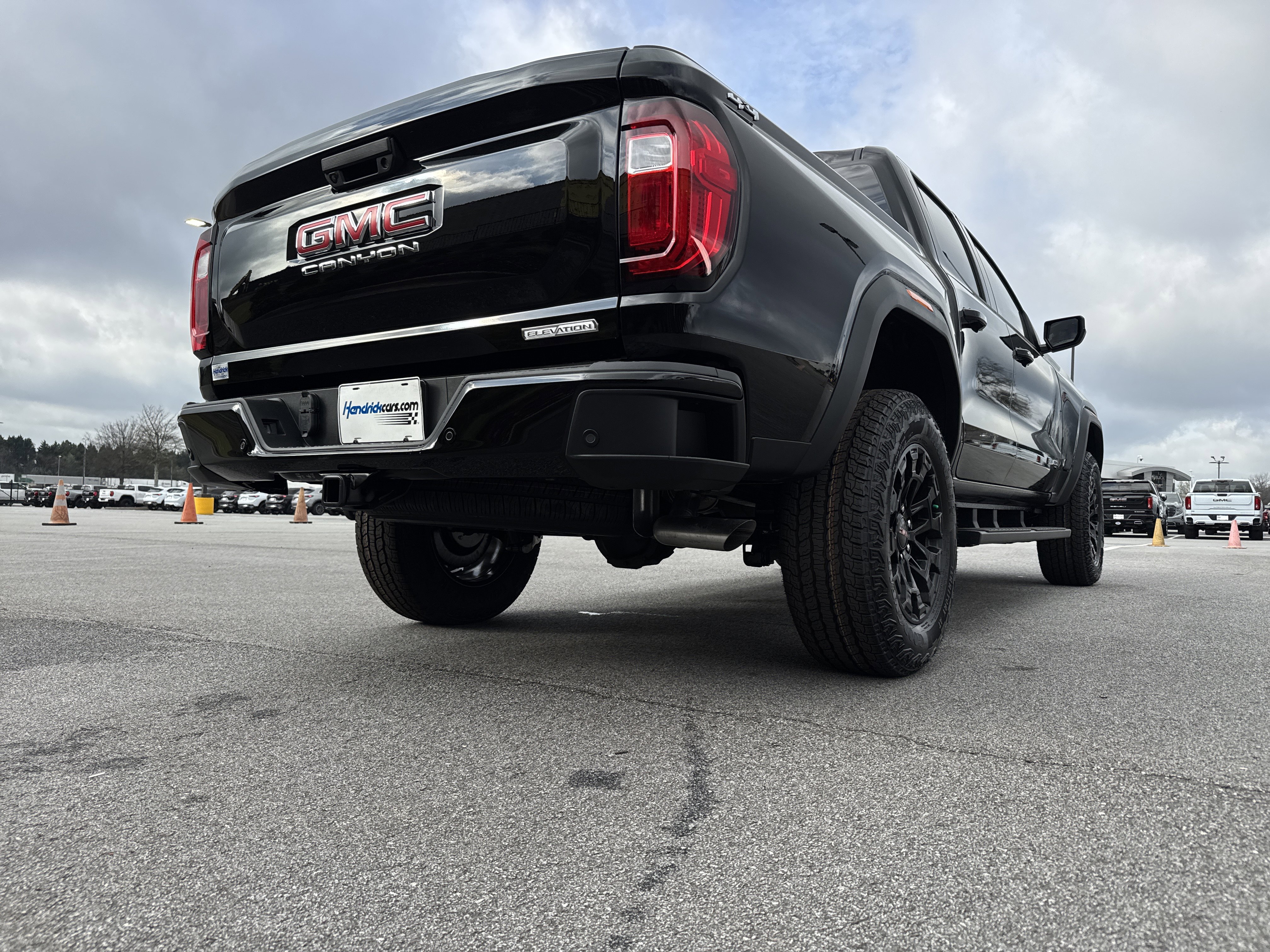 New 2026 GMC Canyon Elevation w/ Convenience Package image 10