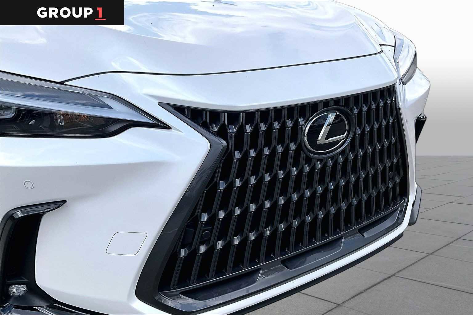 Used 2025 Lexus NX 250 FWD w/ Premium Package image 27