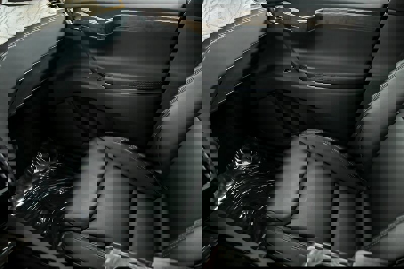 Used 2020 Tesla Model X image 44