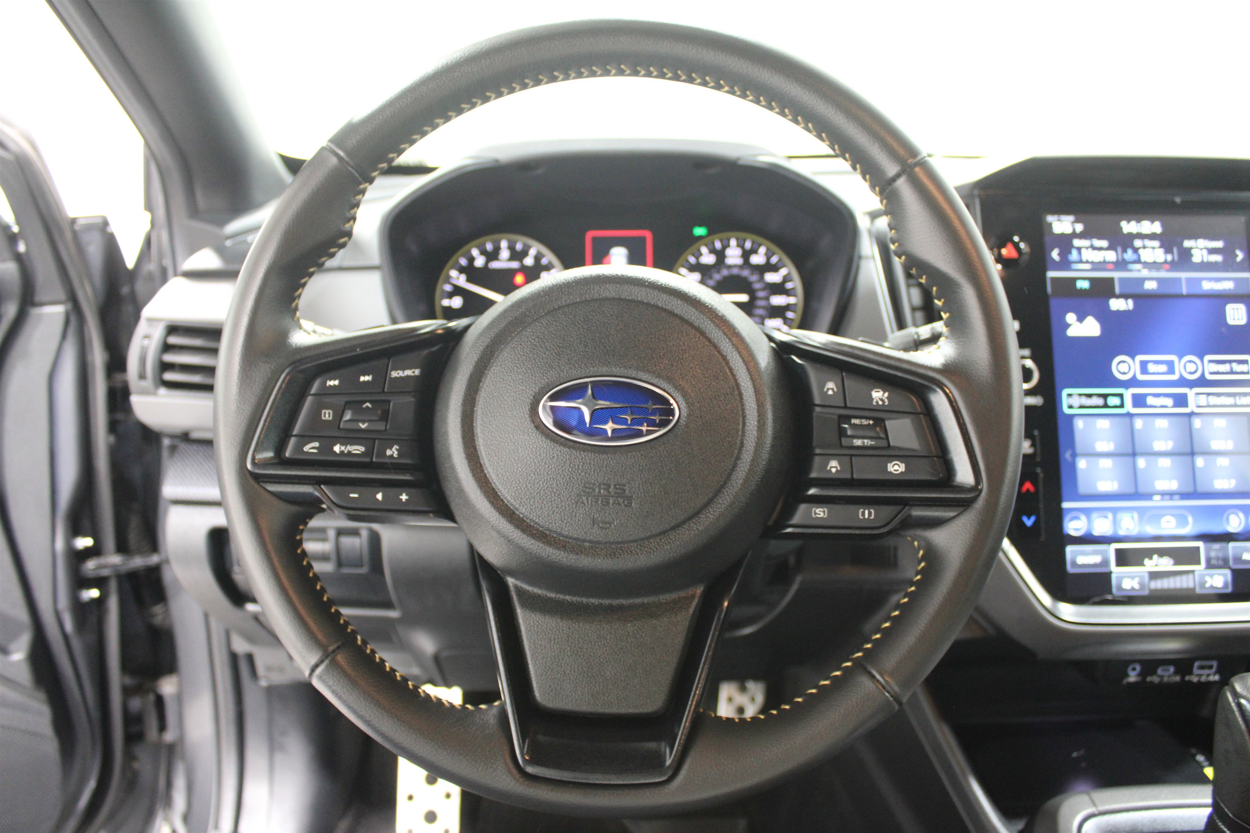 Used 2024 Subaru Crosstrek 2.5i Sport AWD/4WD image 9