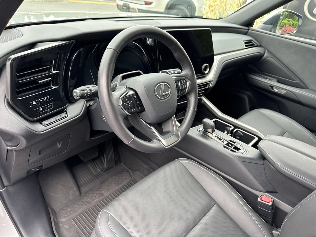 Certified 2025 Lexus TX 350 FWD w/ Technology Package image 12
