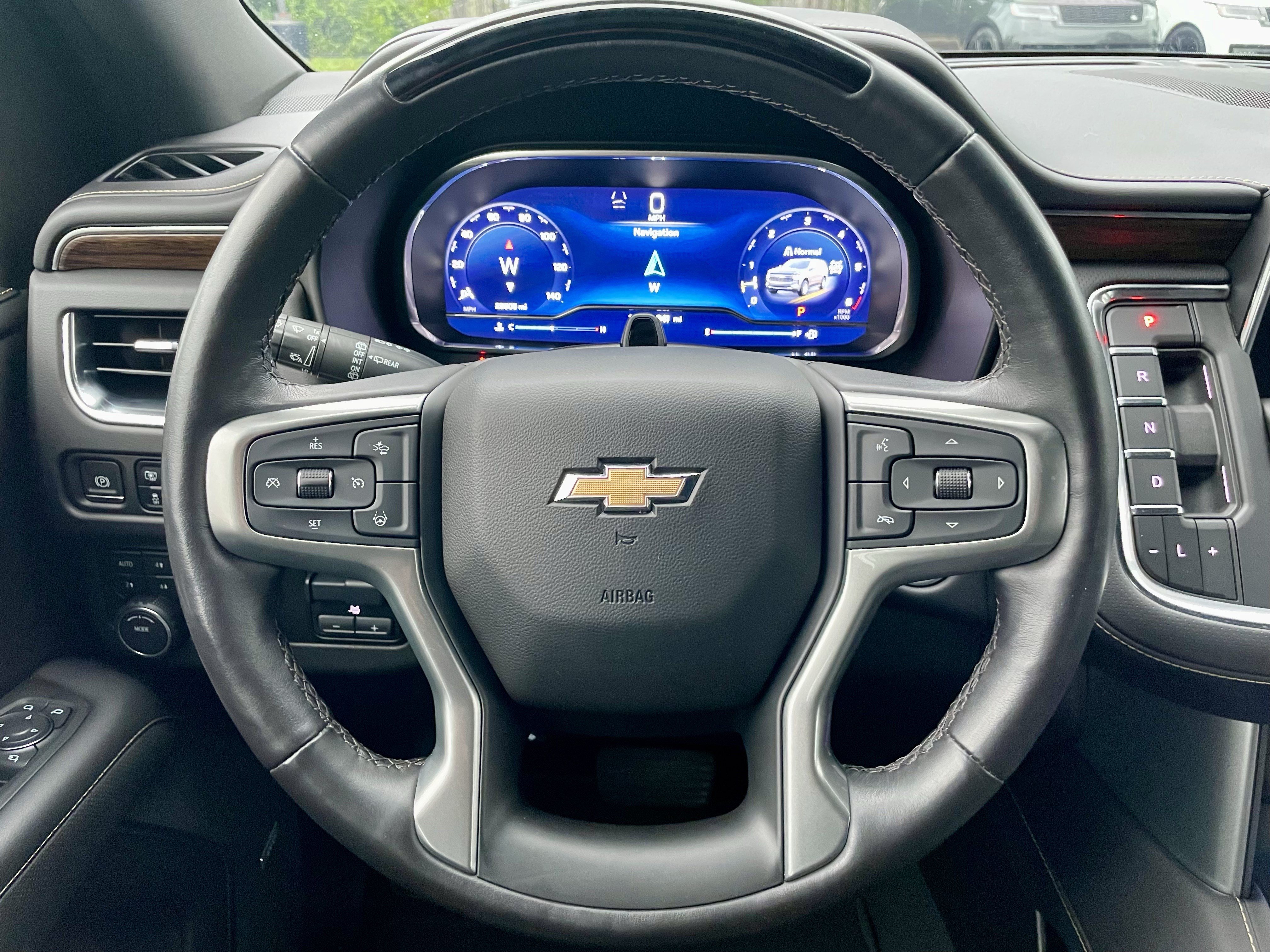 Used 2023 Chevrolet Tahoe Premier w/ Advanced Technology Package AWD/4WD image 21