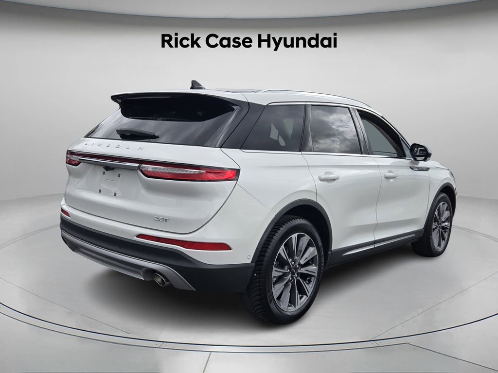 Used 2020 Lincoln Corsair Reserve w/ Equipment Group 202A image 8