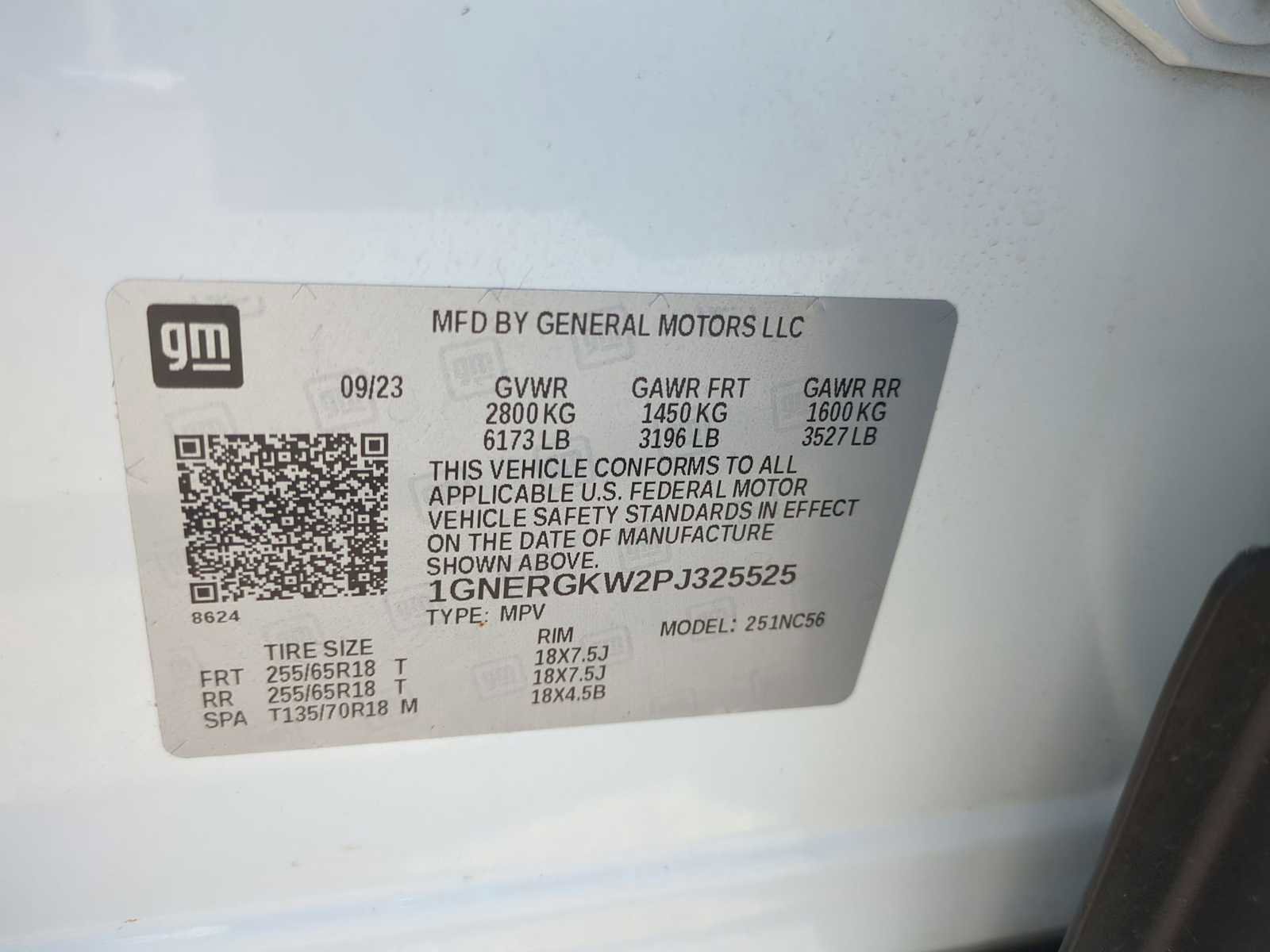 Used 2023 Chevrolet Traverse LT image 34