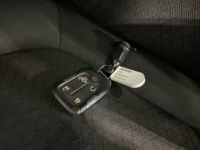 Used 2021 Chevrolet Silverado 1500 LT Trail Boss w/ Bed Protection Package image 22