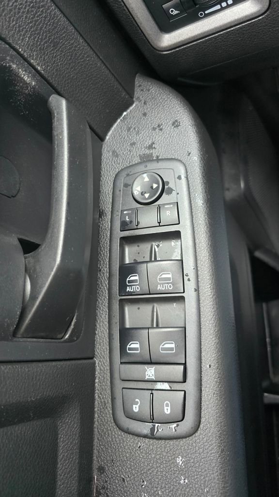 Used 2018 RAM 1500 Express w/ Express Value Package image 15