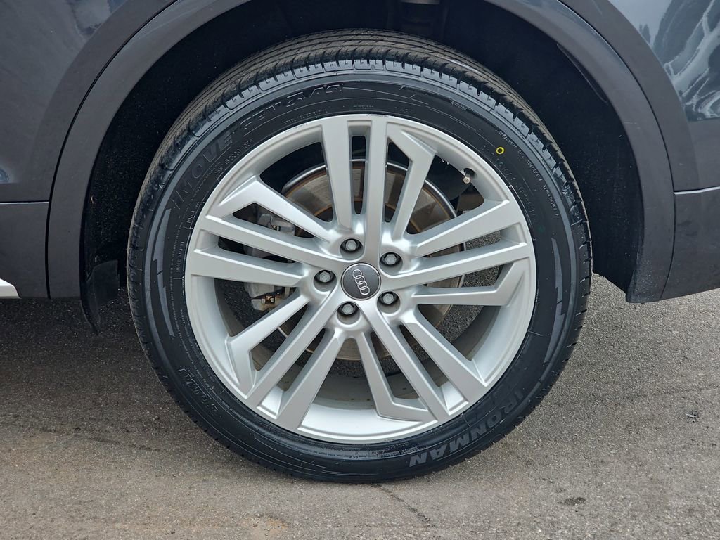 Used 2018 Audi Q5 Prestige w/ Prestige Package image 37