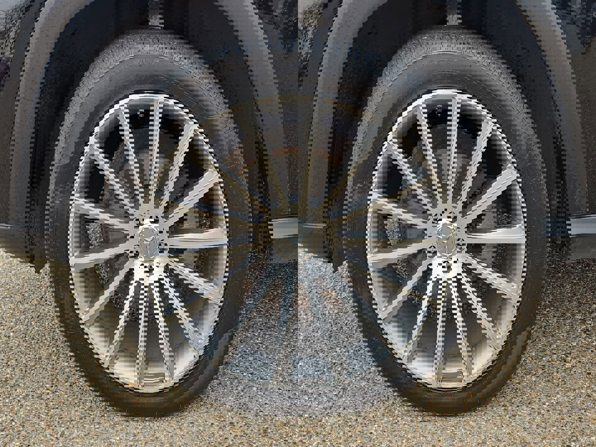 Used 2021 Mercedes-Benz GLE 350 4MATIC image 11