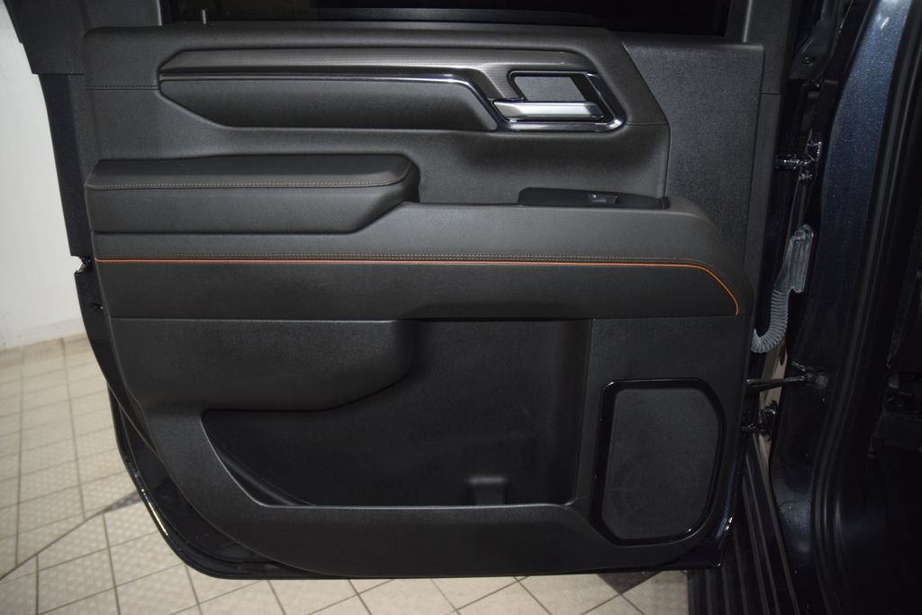 Used 2024 GMC Sierra 2500 AT4 w/ AT4 Premium Plus Package AWD/4WD image 53