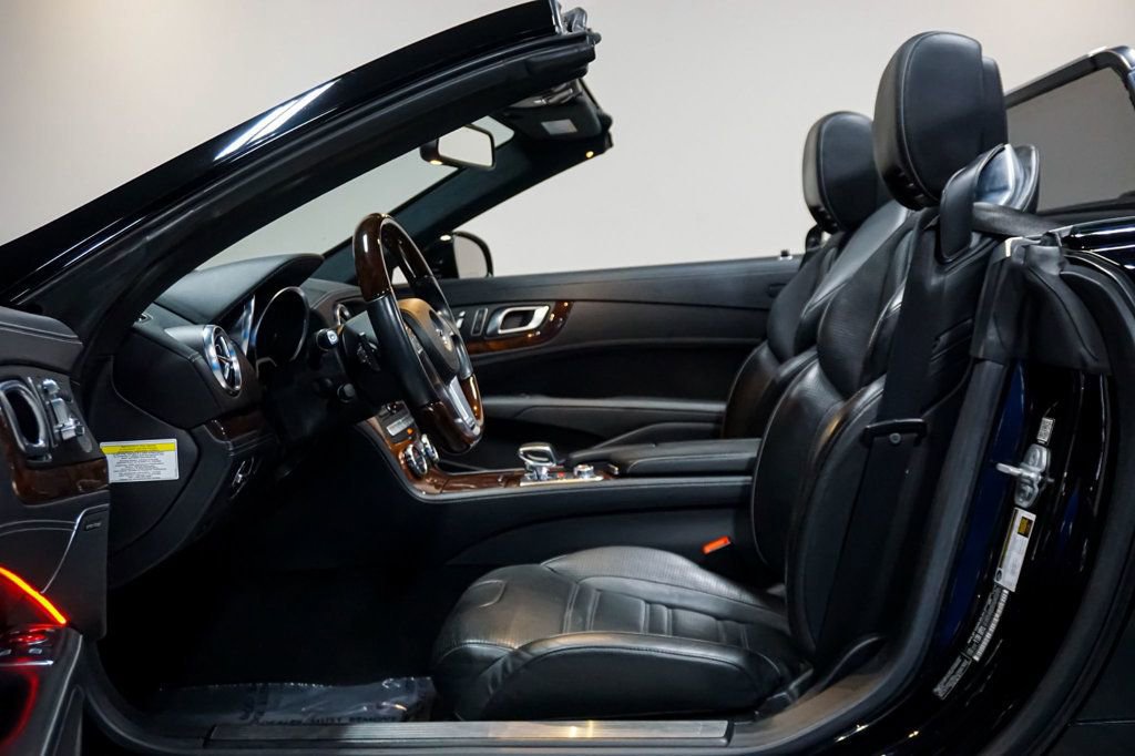 Used 2014 Mercedes-Benz SL 63 AMG image 11