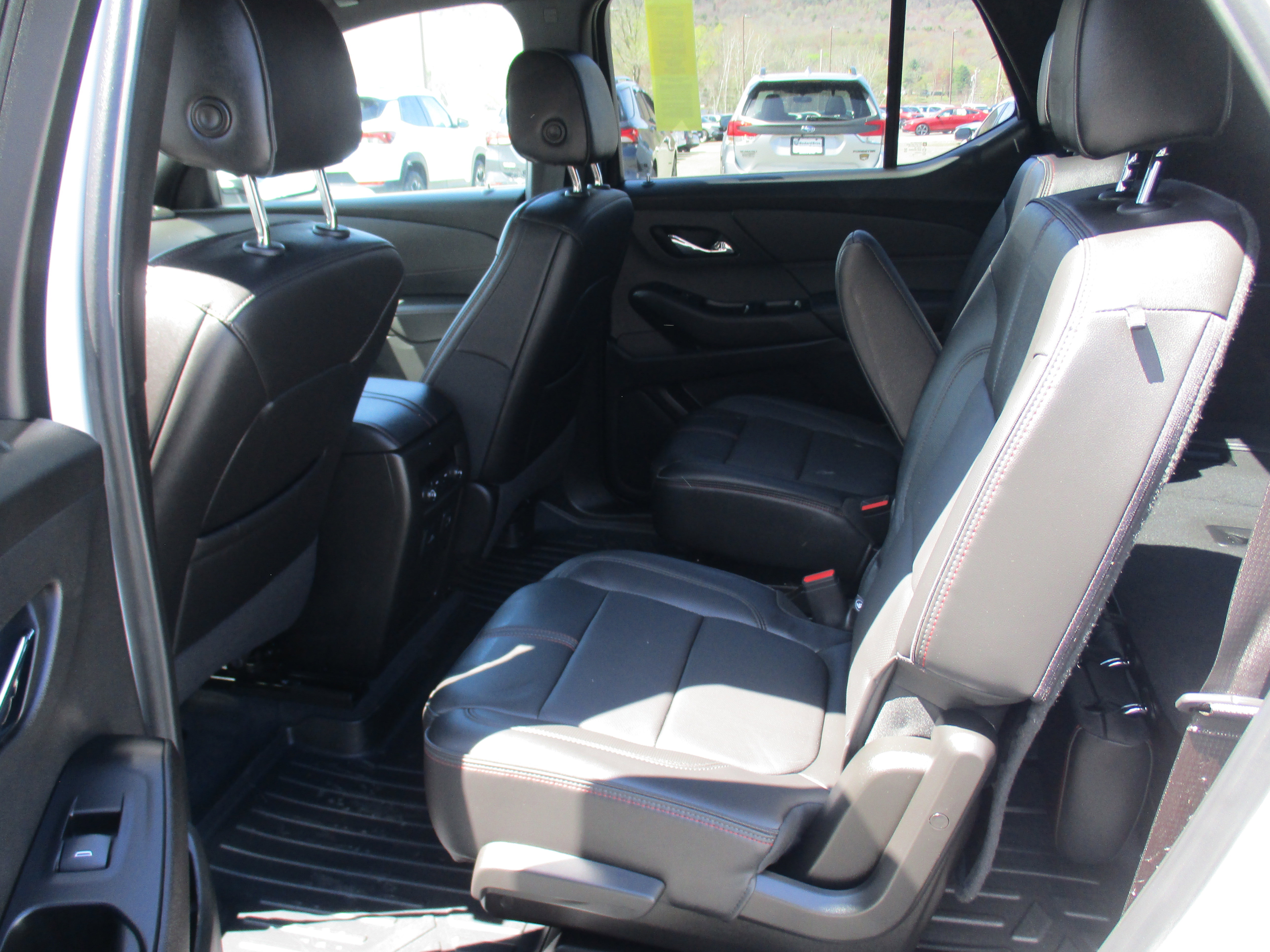 Certified 2023 Chevrolet Traverse RS AWD/4WD image 13