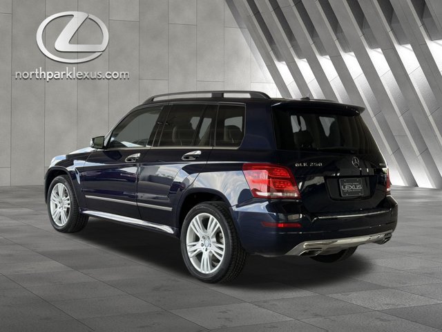 Used 2014 Mercedes-Benz GLK 250 BlueTEC 4MATIC image 2