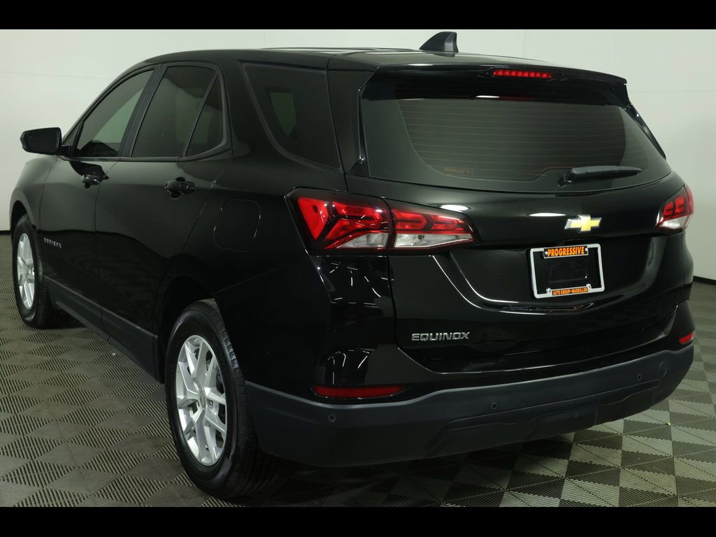 Used 2024 Chevrolet Equinox LS w/ Driver Confidence II Package image 13