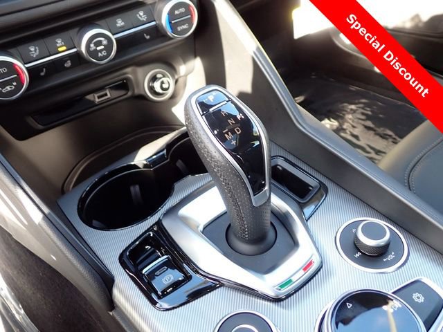 New 2025 Alfa Romeo Giulia AWD w/ Driving Assist Package image 17