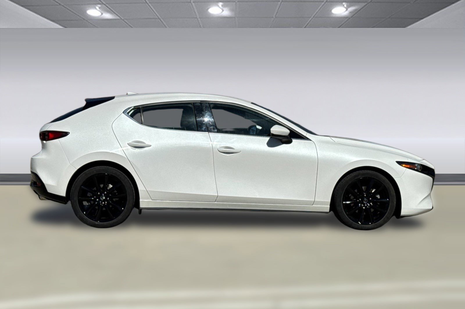 Used 2019 MAZDA MAZDA3 AWD Hatchback w/ Premium Pkg image 7